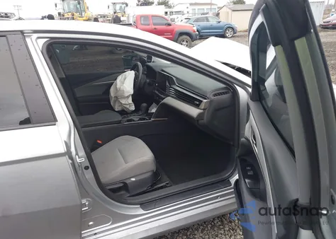 2026 Toyota Camry Le z USA, uszkodzony, nr VIN 4T1DAACK6TU676902